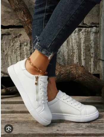 ladies-sneakers-big-1
